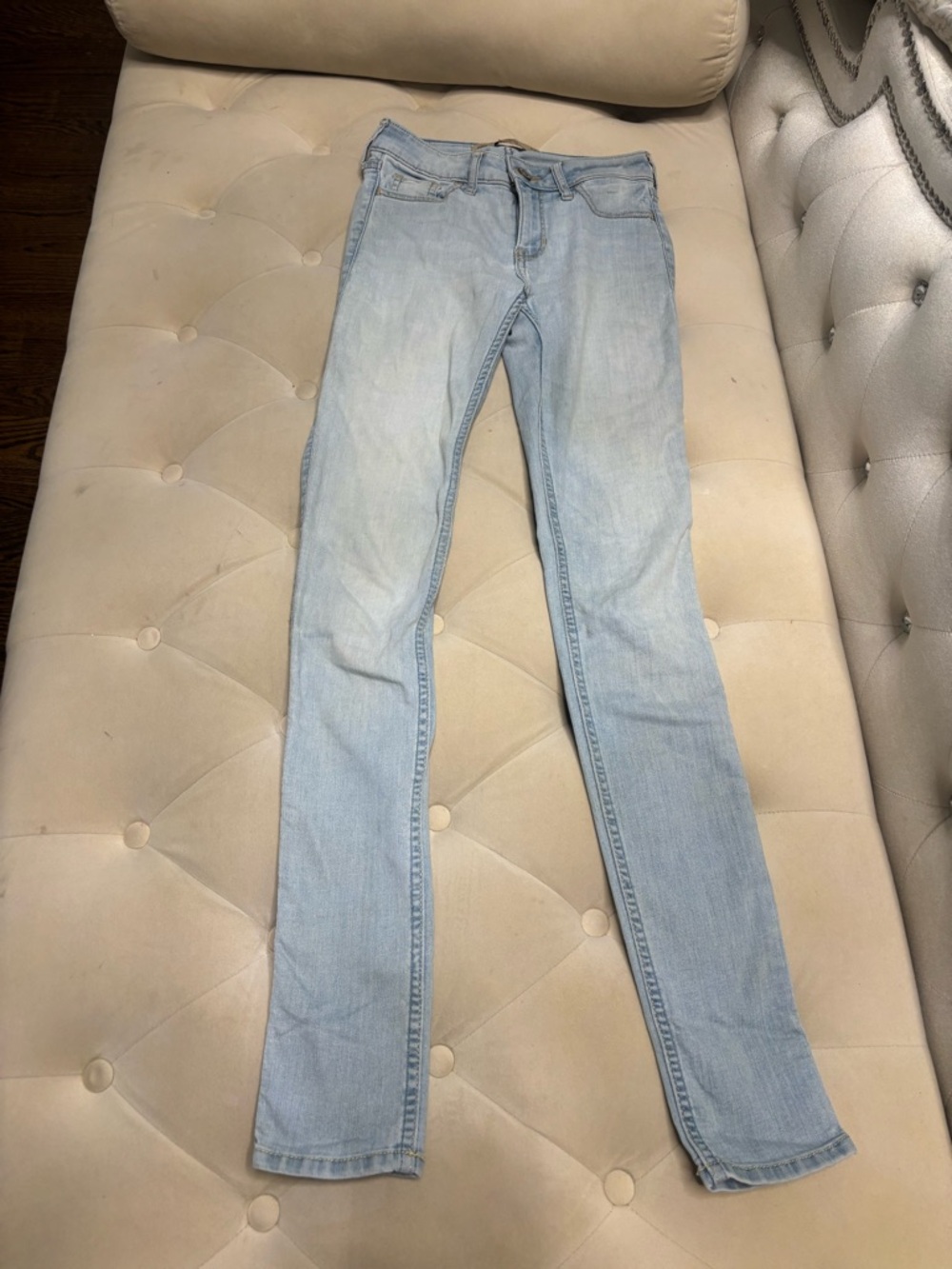 Hollister Light Wash Women's Skinny Jeans